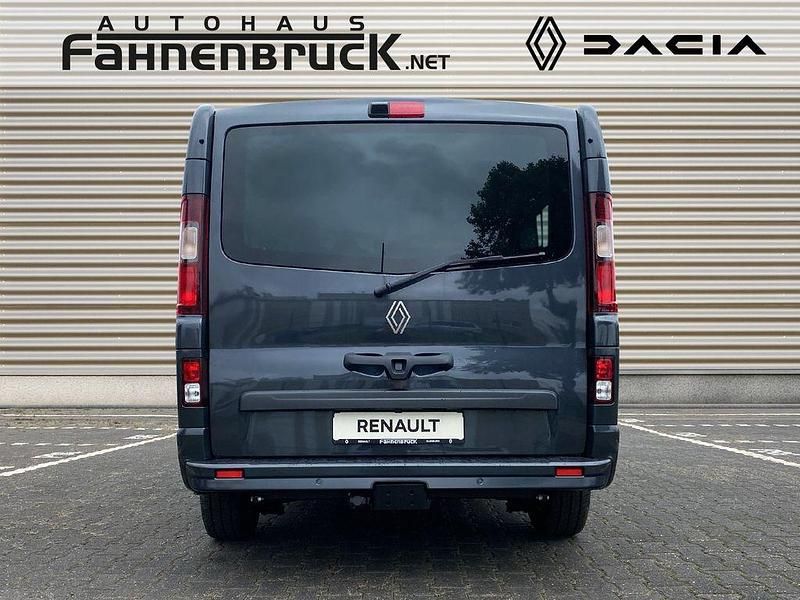 Ny Renault Trafic Evolution 150 HK (110 kW) 2025 Grå MPV