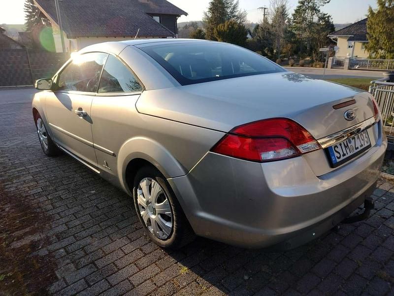 Gebraucht Ford Focus Cabriolet Titanium 136 PS (100 kW) 2009 Silber Cabrio