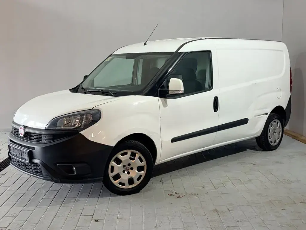 Gebraucht Fiat Doblò 120 PS (88 kW) 2021 Weiß Van / Kleinbus