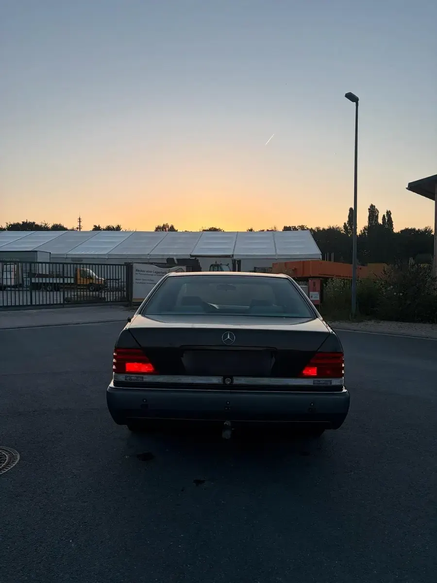 Gebraucht Mercedes S420 286 PS (210 kW) 1992 Grau Limousine