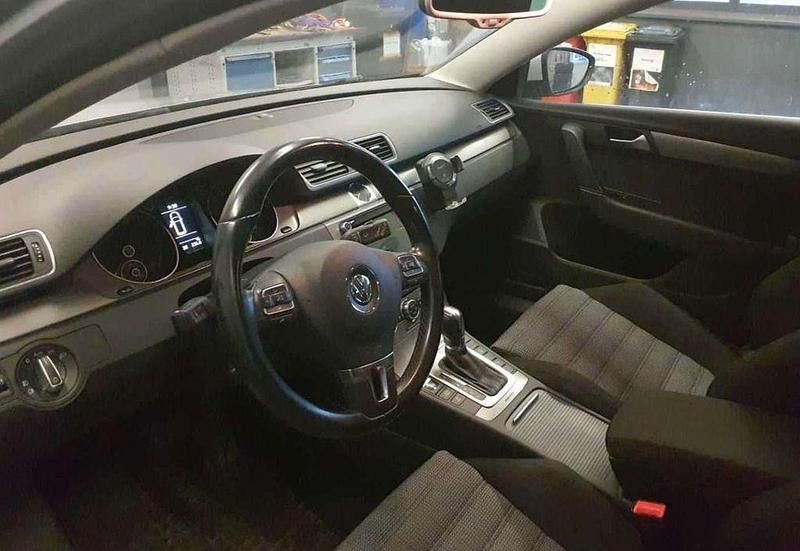 Gebraucht VW Passat 177 PS (130 kW) 2013 Reflexsilber Kombi