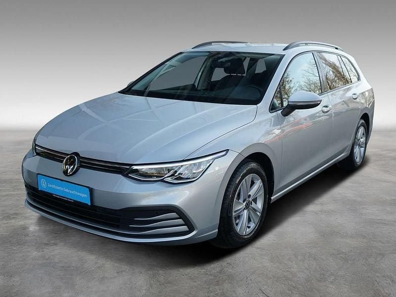 Gebraucht VW Golf VIII Life 116 PS (85 kW) 2023 Reflexsilber metallic Kombi