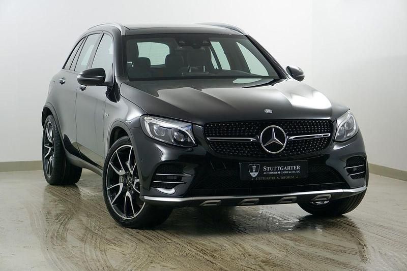 Obsidianschwarz lack (metallic) Gebraucht 2016 Mercedes GLC43 AMG AMG SUV | 34.900 € (Etwas zu teuer) - Bild 1/4