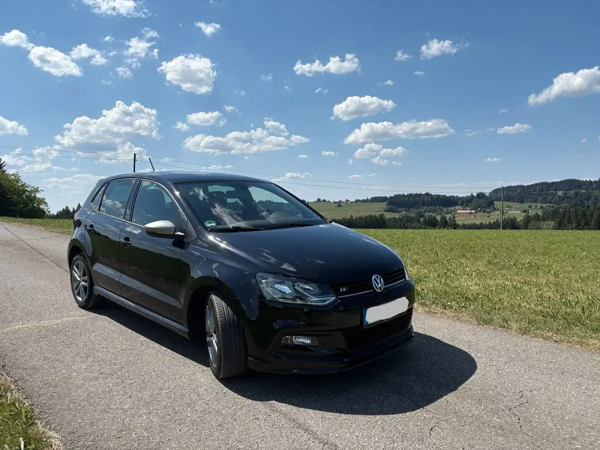 Gebraucht VW Polo R-line 90 PS (66 kW) 2017 Schwarz Kleinwagen