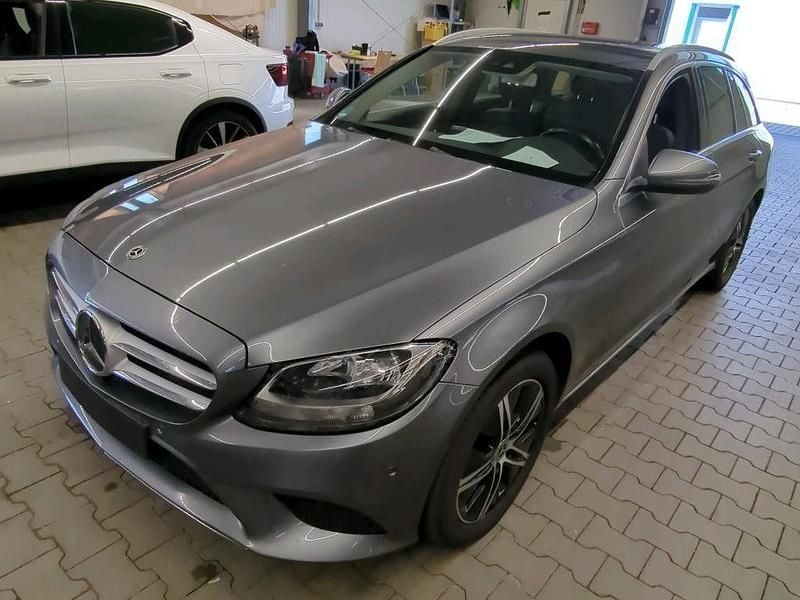 Grau Gebraucht 2020 Mercedes C220 Avantgarde Kombi | 17.990 € (Superpreis) - Bild 1/4