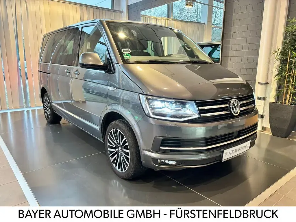 Gebraucht VW Multivan Highline 150 PS (110 kW) 2019 Grau Van / Kleinbus