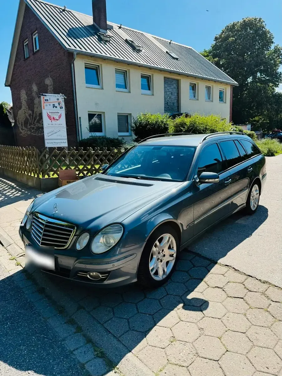 Gebraucht Mercedes E220 Avantgarde 170 PS (125 kW) 2008 Grau Kombi