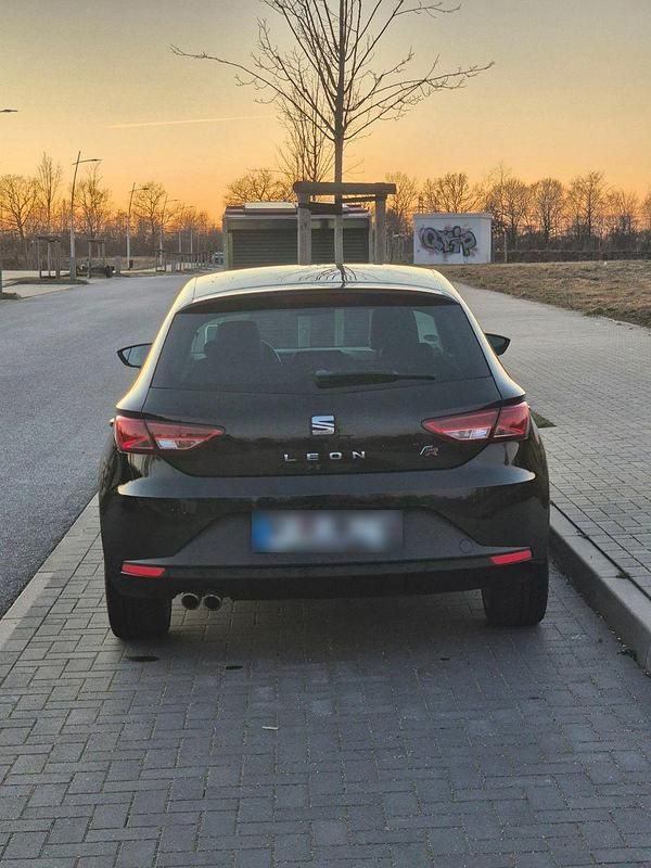 Usata Seat Leon FR 150 CV (110 kW) 2016 Nero Berlina