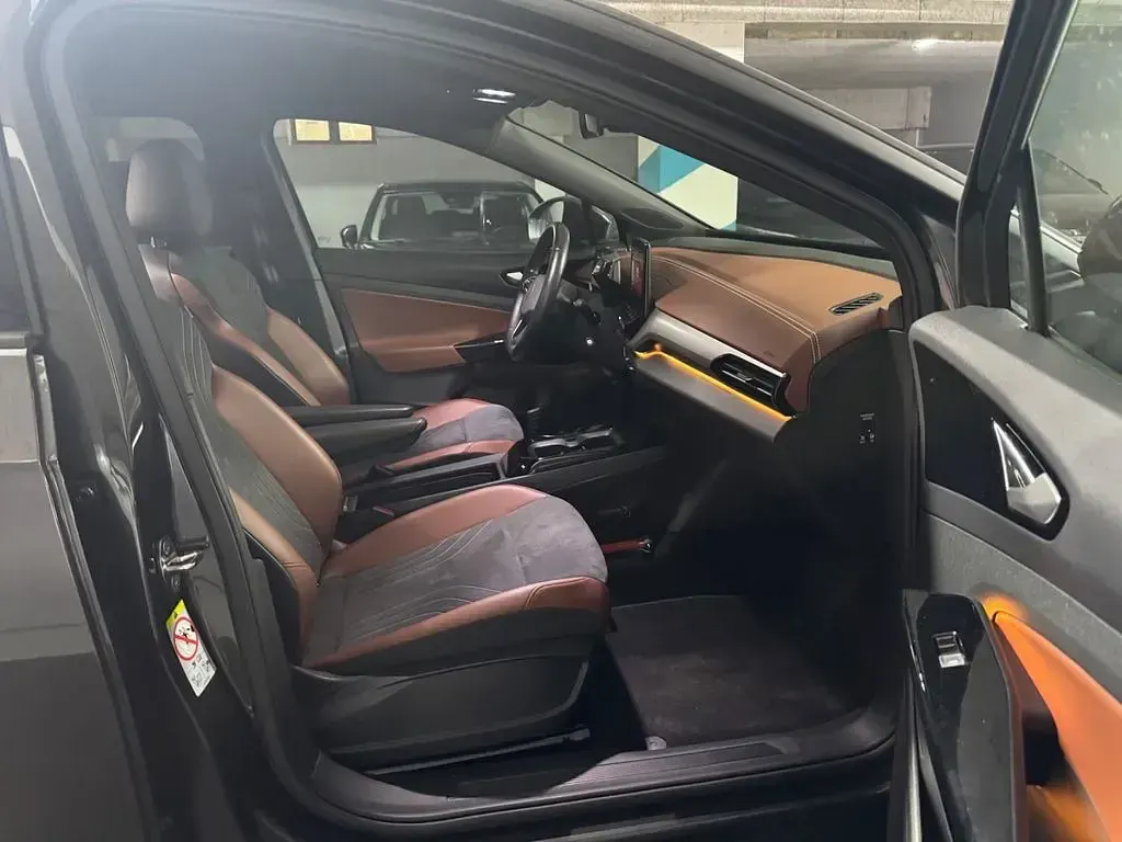 Gebraucht VW ID.4 Pro Performance 150 kW (204 PS) 2021 Grau SUV