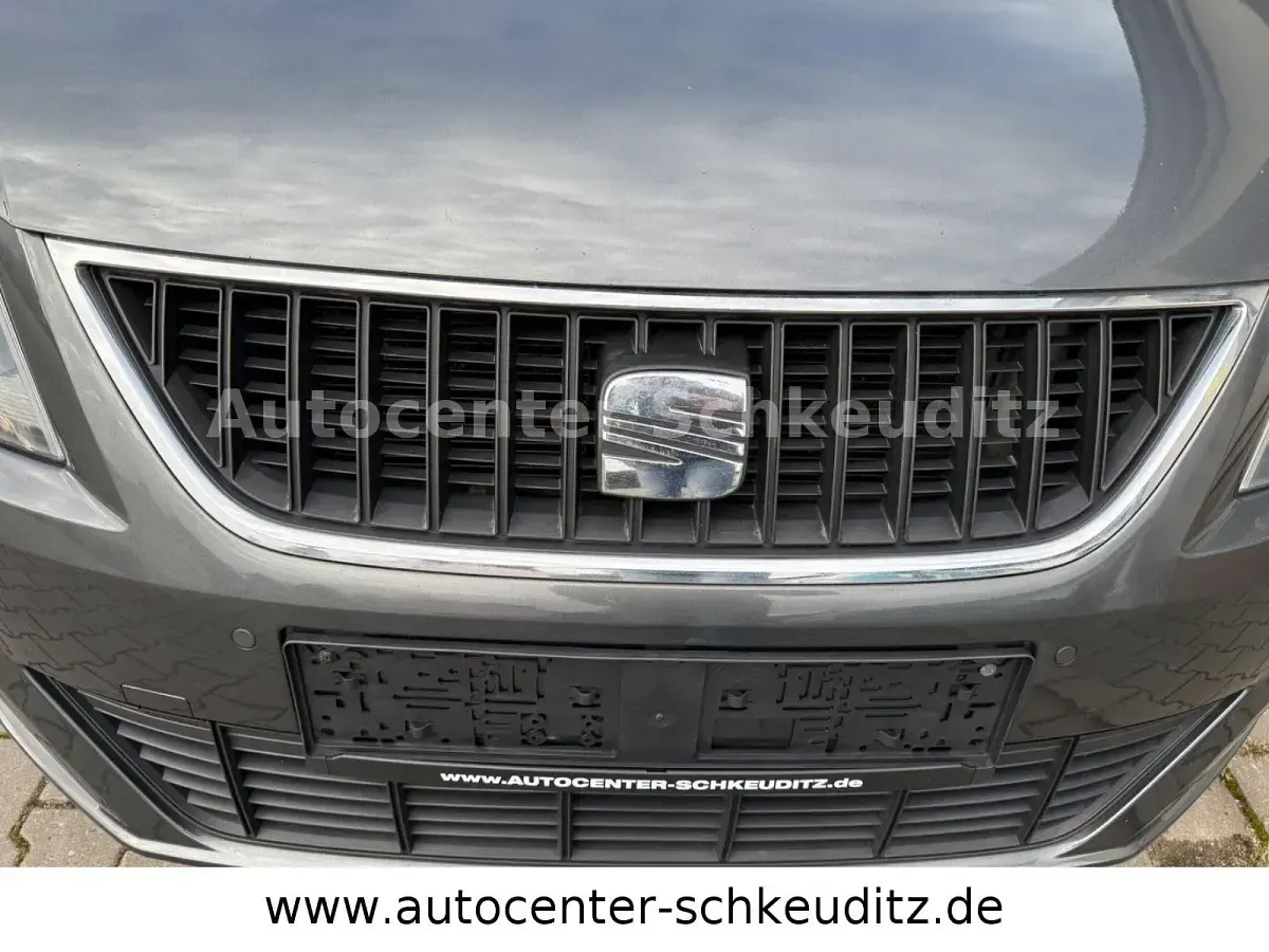 Gebraucht Seat Alhambra Style 140 PS (102 kW) 2011 Grau Van / Kleinbus
