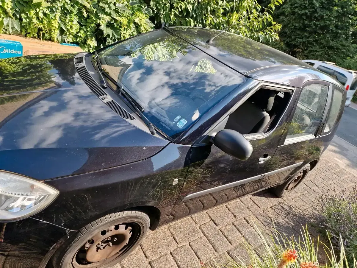 Gebraucht Skoda Roomster 86 PS (63 kW) 2009 Schwarz Van / Kleinbus