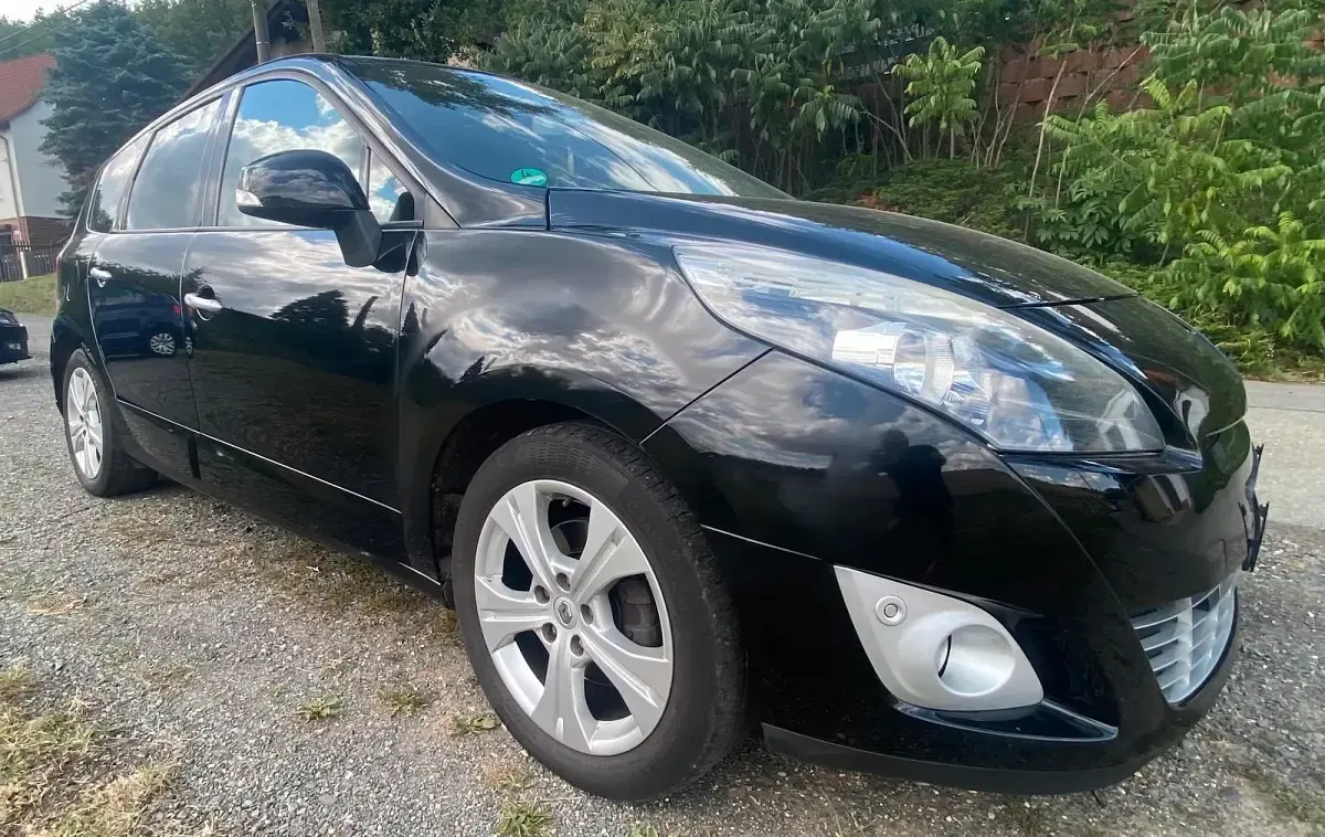 Gebraucht Renault Scénic III 140 PS (102 kW) 2011 Schwarz Van / Kleinbus
