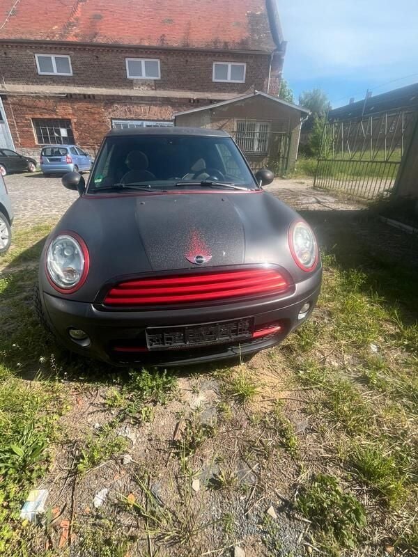 Weiß Gebraucht 2008 Mini Clubman Kombi | 3.500 € (Fairer Preis) - Bild 1/4