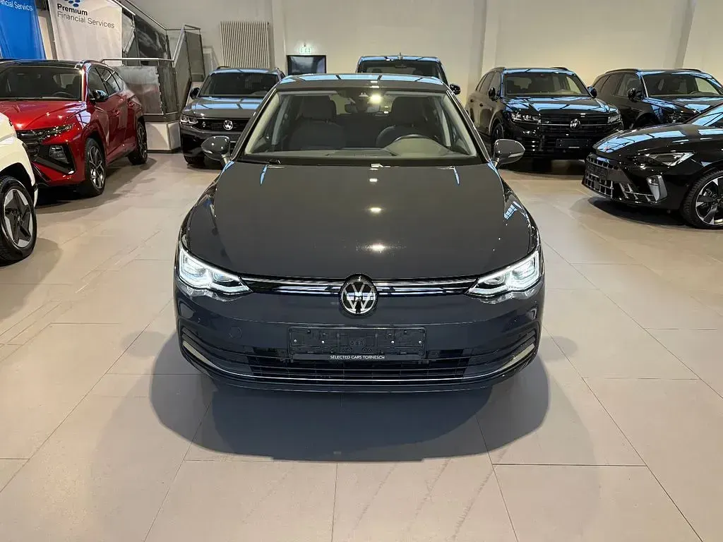 Gebraucht VW Golf VIII Move 150 PS (110 kW) 2023 Grau Limousine