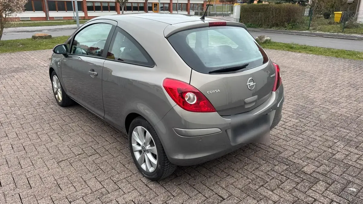 Gebraucht Opel Corsa 70 PS (51 kW) 2014 Braun Kleinwagen
