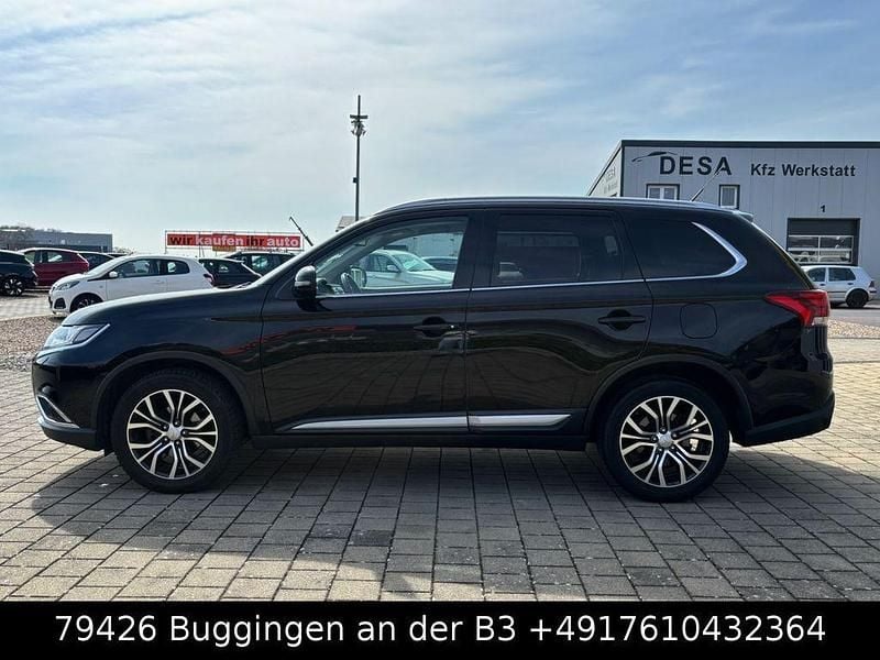 Gebraucht Mitsubishi Outlander Plus 150 PS (110 kW) 2015 Schwarz SUV