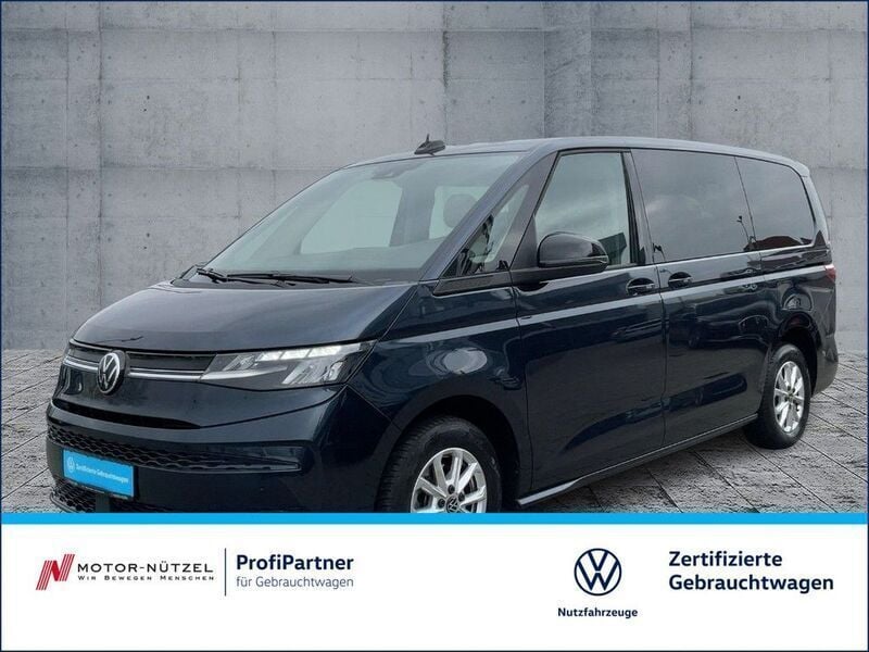 Starlight blue metallic Gebraucht 2024 VW T7 Life Van | 50.950 € (Guter Preis) - Bild 1/4