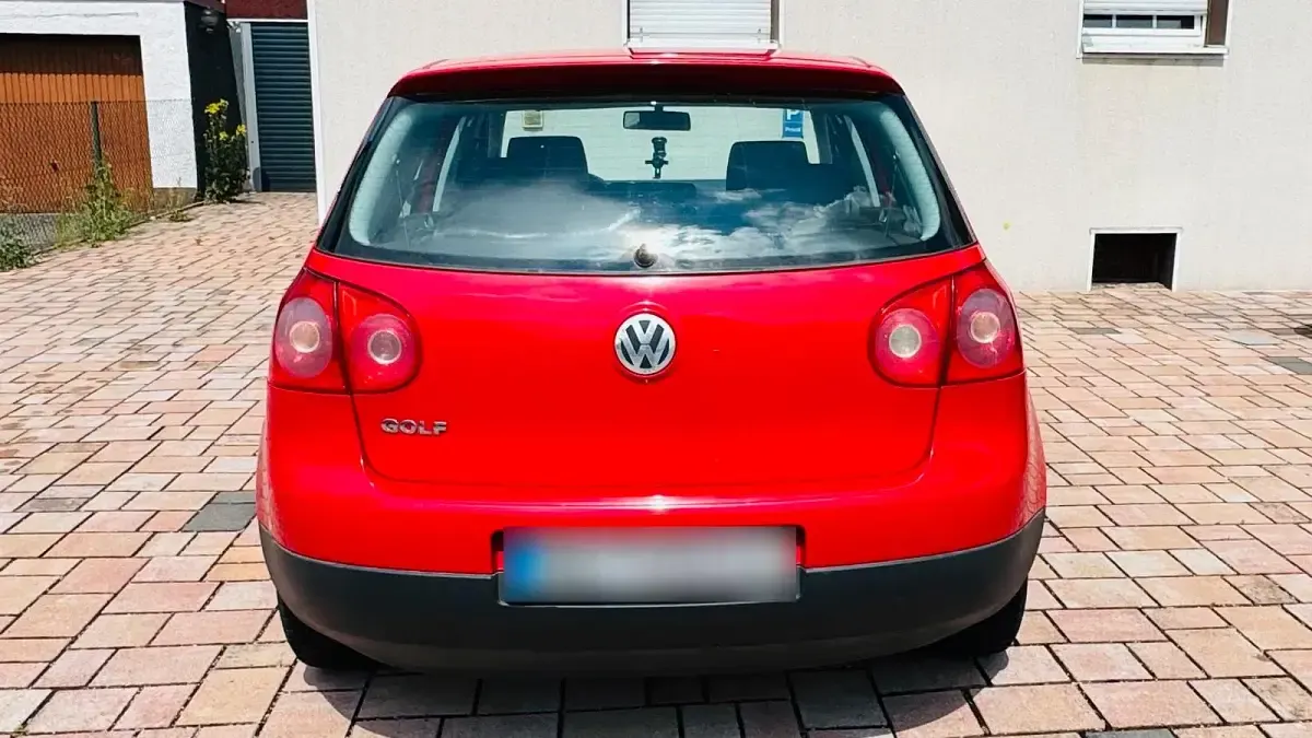 Gebraucht VW Golf V 75 PS (55 kW) 2004 Rot Kleinwagen