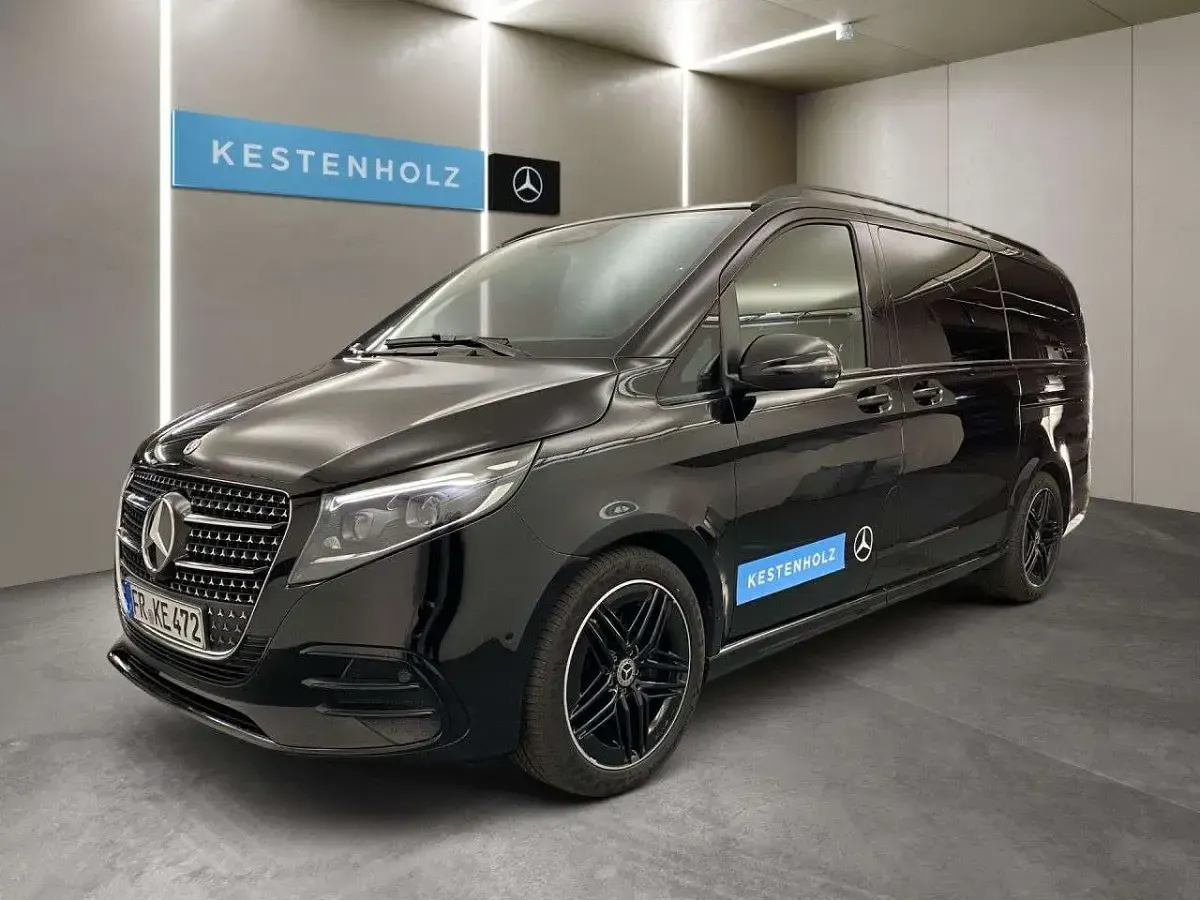 Gebraucht Mercedes V300 Avantgarde 237 PS (174 kW) 2025 Schwarz Van / Kleinbus
