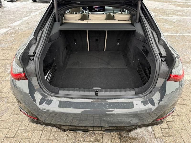 Gebraucht BMW i4 M Sport 400 kW (544 PS) 2023 Grau Limousine