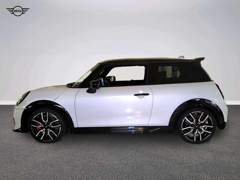 Gebraucht Mini John Cooper Works 231 PS (169 kW) 2024 Weiß Kleinwagen