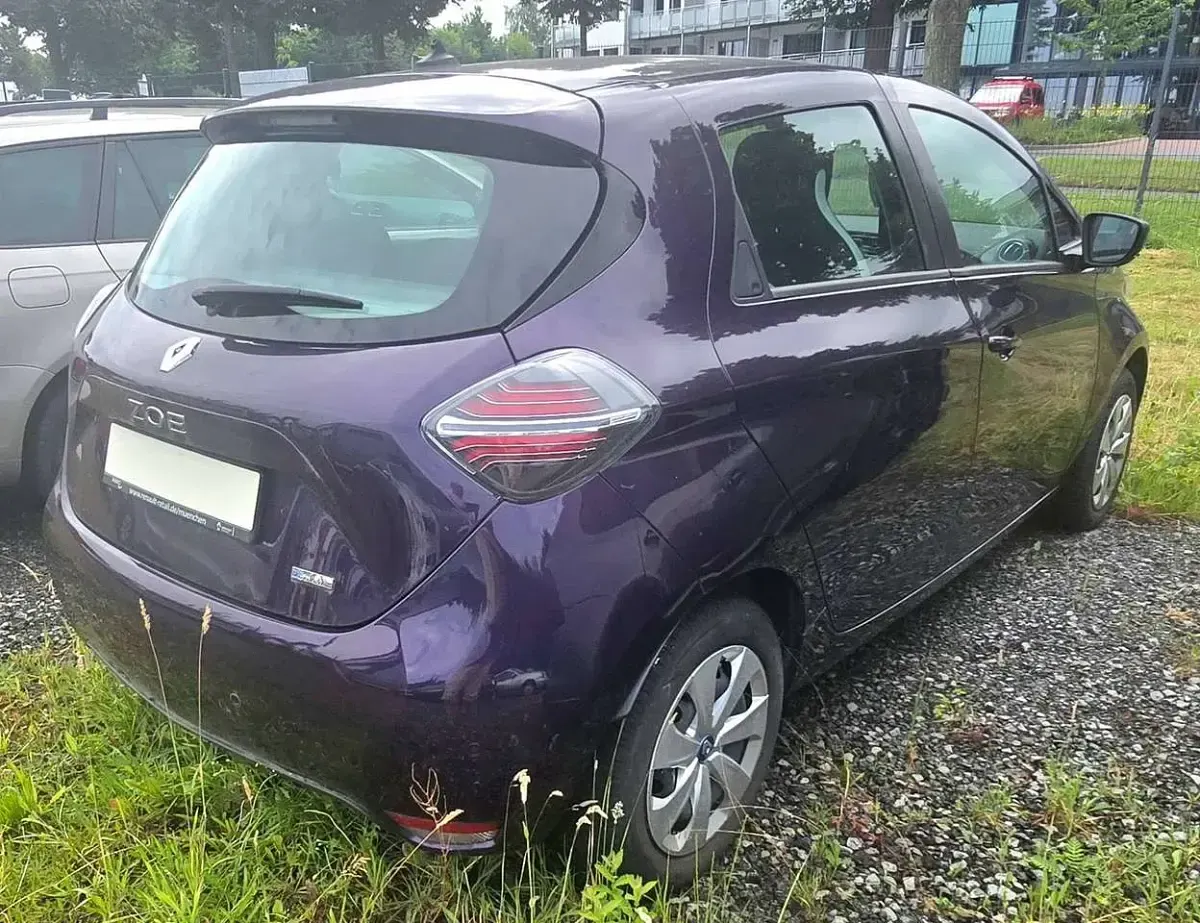 Gebraucht Renault Zoe 80 kW (109 PS) 2020 Violett Kleinwagen