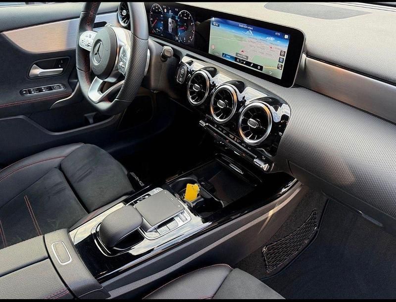 Gebraucht Mercedes A250 224 PS (164 kW) 2019 Weiß Kombi