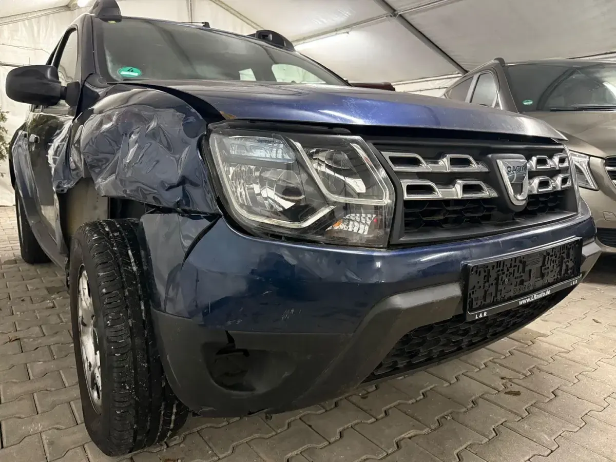 Gebraucht Dacia Duster Lauréate 125 PS (91 kW) 2017 Blau SUV