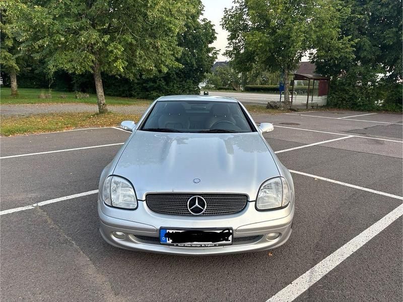 Silber Gebraucht 2000 Mercedes SLK200 Cabrio | 3.750 € (Fairer Preis) - Bild 1/4