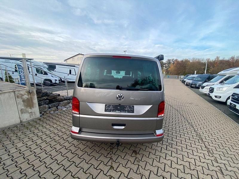 Gebraucht VW Multivan Trendline 110 PS (80 kW) 2021 Beige Van / Kleinbus