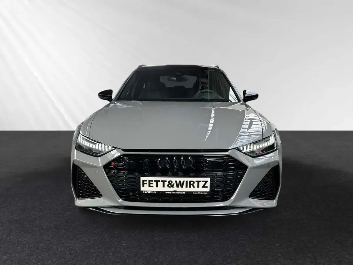 Gebraucht Audi RS6 Design 600 PS (441 kW) 2023 Nardograu Kombi