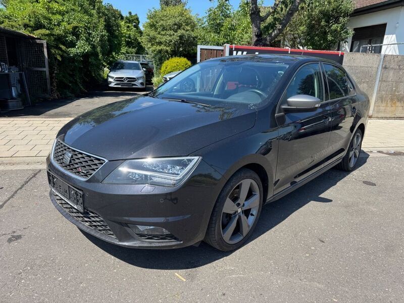 "magic" schwarz Gebraucht 2016 Seat Toledo FR Limousine | 5.600 € (Superpreis) - Bild 1/4
