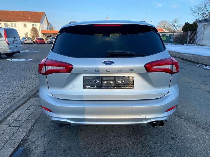 Gebraucht Ford Focus ST-Line 125 PS (91 kW) 2019 Silber Kombi