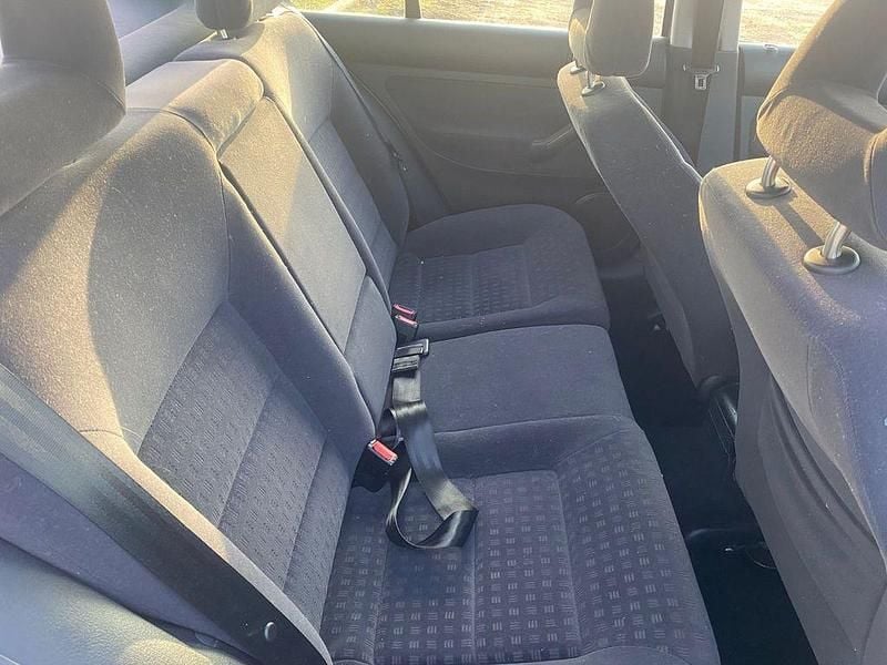 Gebraucht VW Bora Comfortline 105 PS (77 kW) 2000 Silber Limousine