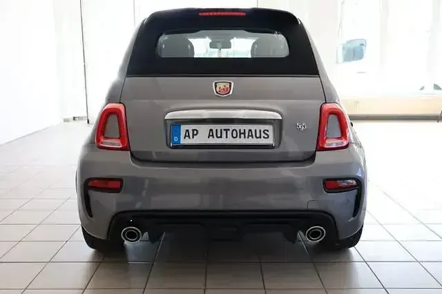 Gebraucht Abarth 595C 165 PS (121 kW) 2023 Grau Cabrio