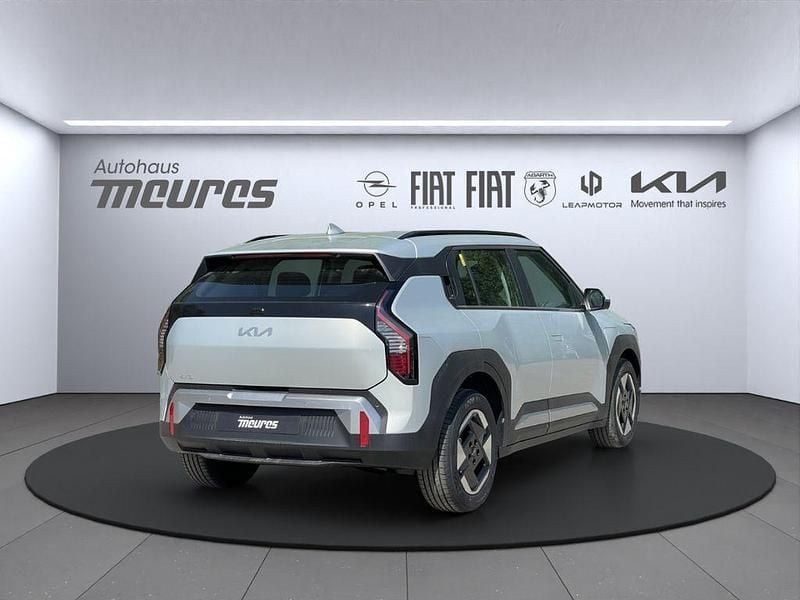 Neu Kia EV3 Air 150 kW (204 PS) 2026 Silber SUV