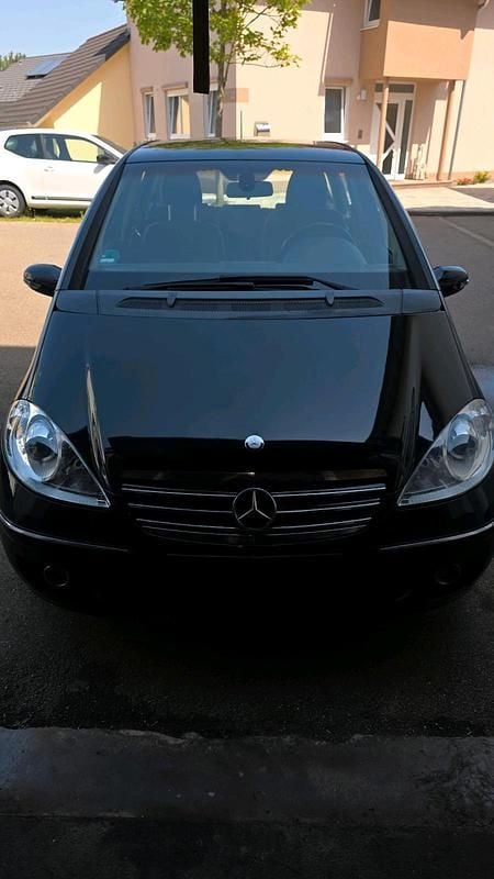 Schwarz Gebraucht 2005 Mercedes A200 Kleinwagen | 1.550 € - Bild 1/4