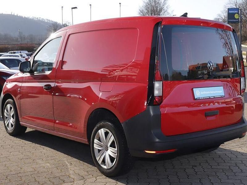 Gebraucht VW Caddy 116 PS (85 kW) 2021 Rot Van / Kleinbus