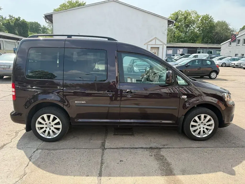 Gebraucht VW Caddy 102 PS (75 kW) 2014 Braun Van / Kleinbus