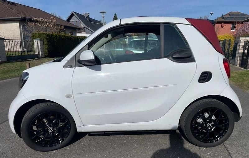 Gebraucht Smart ForTwo Cabrio Prime 90 PS (66 kW) 2017 Weiß Cabrio
