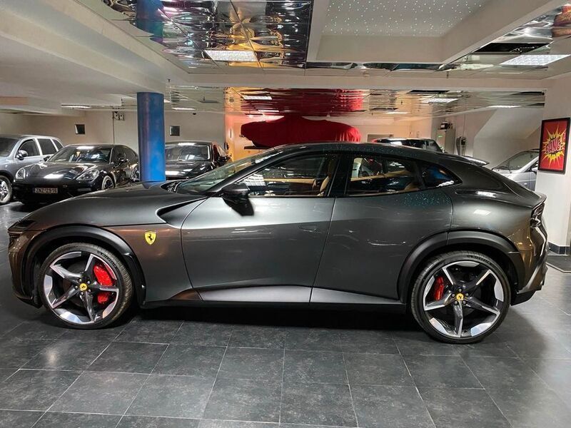 Second-hand Ferrari Purosangue 719 CP (528 kW) 2024 Argintiu SUV