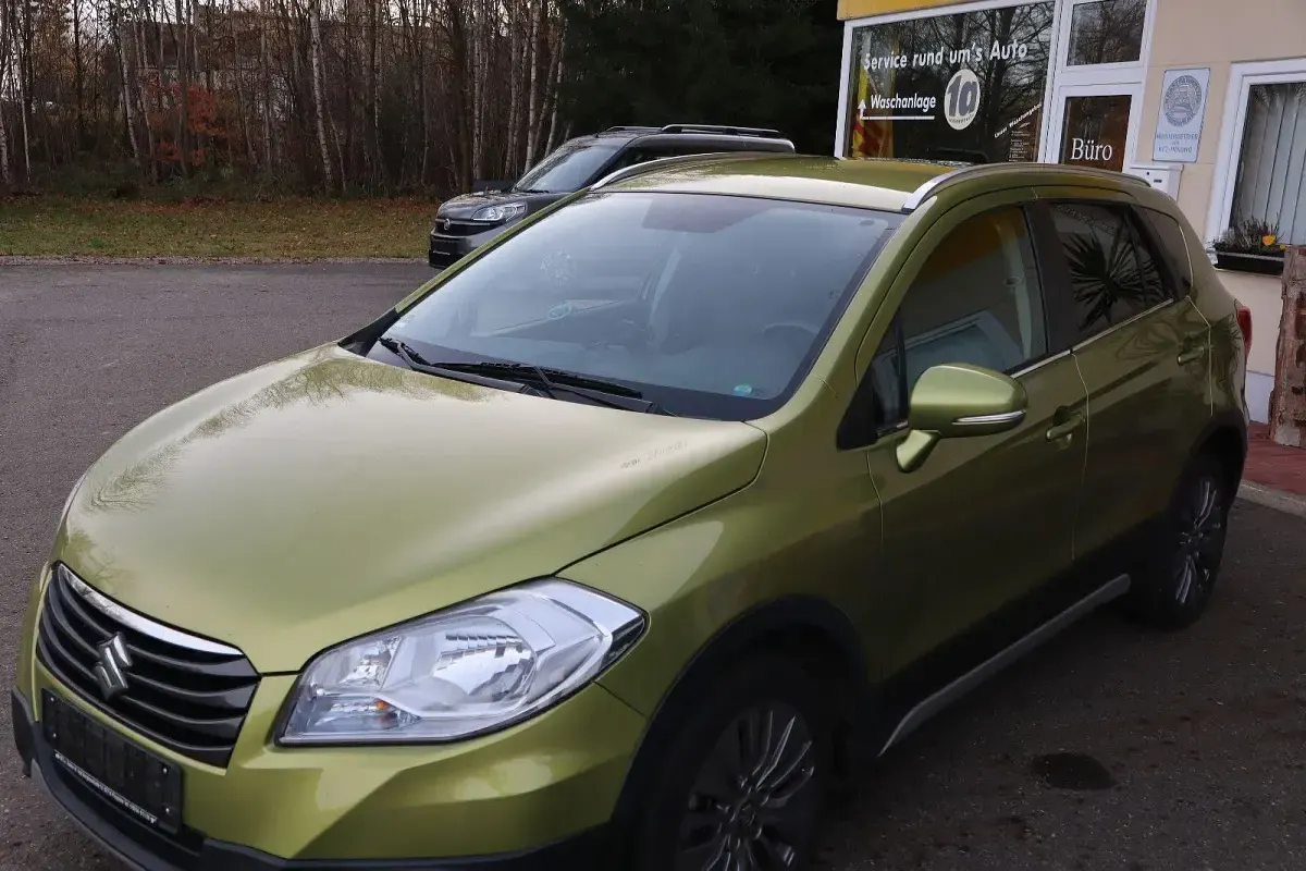 Gebraucht Suzuki SX4 S-Cross Comfort 120 PS (88 kW) 2016 Grün SUV