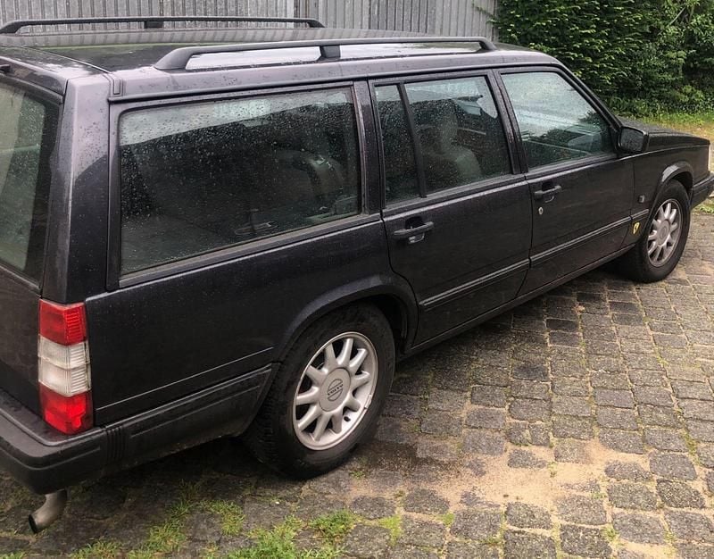 Grau Gebraucht 1997 Volvo 940 Kombi | 4.000 € (Superpreis) - Bild 1/4