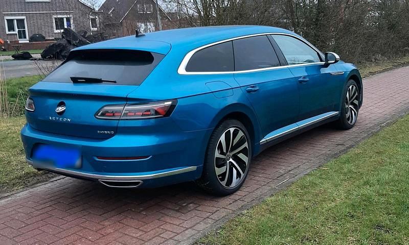 Gebraucht VW Arteon 156 PS (114 kW) 2023 Blau Kombi