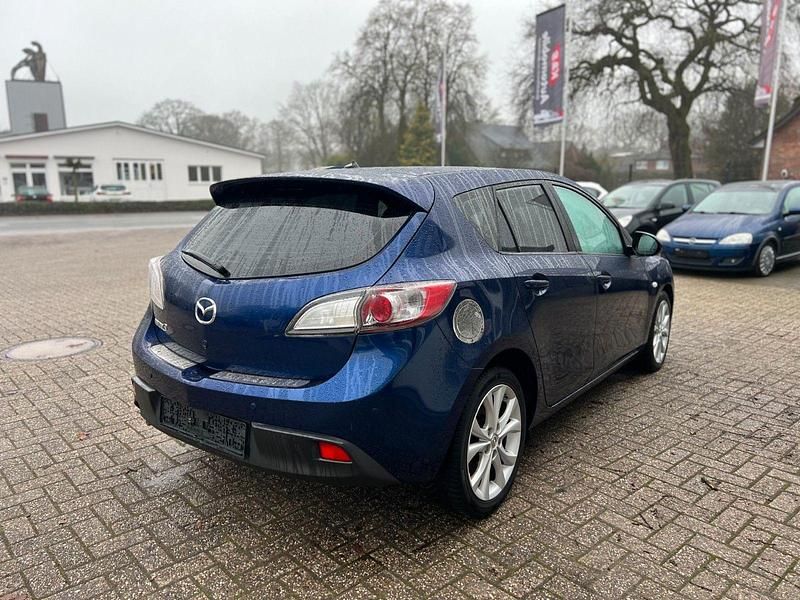 Gebraucht Mazda 3 Exclusive-Line 150 PS (110 kW) 2011 Blau Kleinwagen