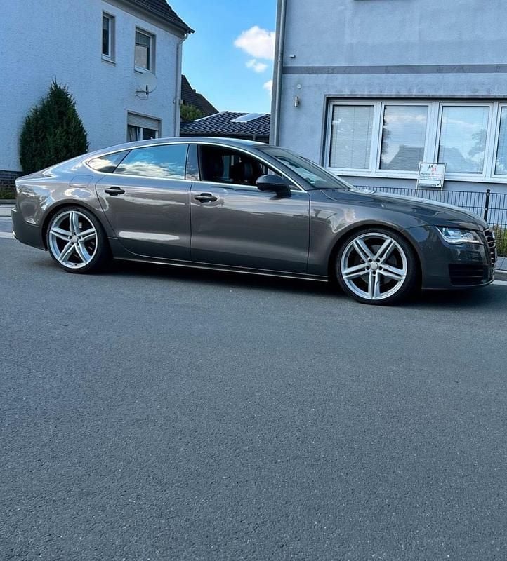 Gebraucht Audi A7 Ambiente 245 PS (180 kW) 2011 Braun Kleinwagen