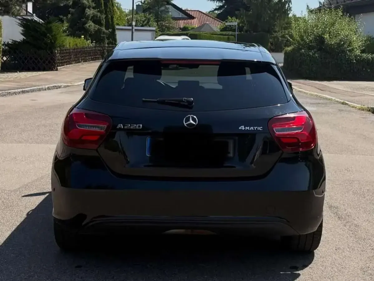 Gebraucht Mercedes A220 Style 184 PS (135 kW) 2017 Schwarz Kleinwagen