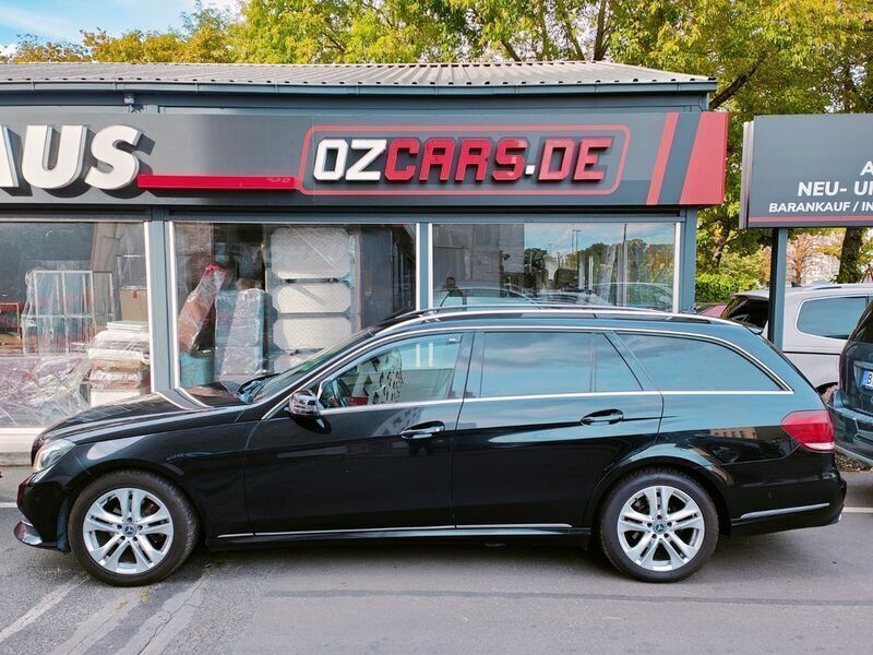 Gebraucht Mercedes E220 170 PS (125 kW) 2013 Schwarz Kombi