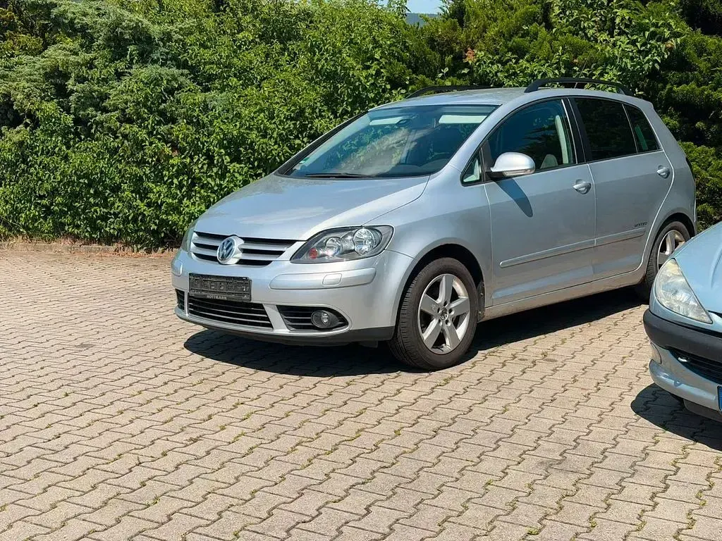 Gebraucht VW Golf Plus Cross 80 PS (58 kW) 2008 Silber Van / Kleinbus