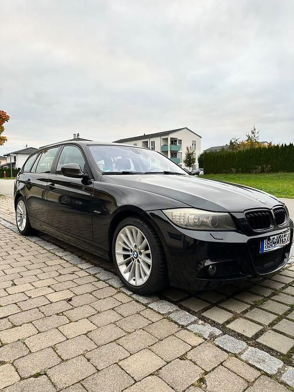 Gebraucht BMW 320 M Sport 170 PS (125 kW) 2009 Schwarz Kombi